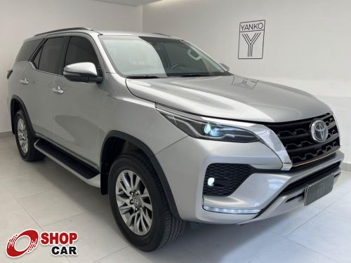 Hilux SW4 SRX D4-D 2.8TDi 16v 4x4 A/T
