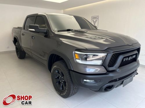 1500 Rebel 5.7 V8 4x4 C.D. A/T