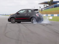 500 Abarth acelerando forte - AutoNewsTv