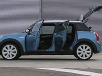 Mini 5 portas chega ao Brasil - AutoNewsTv